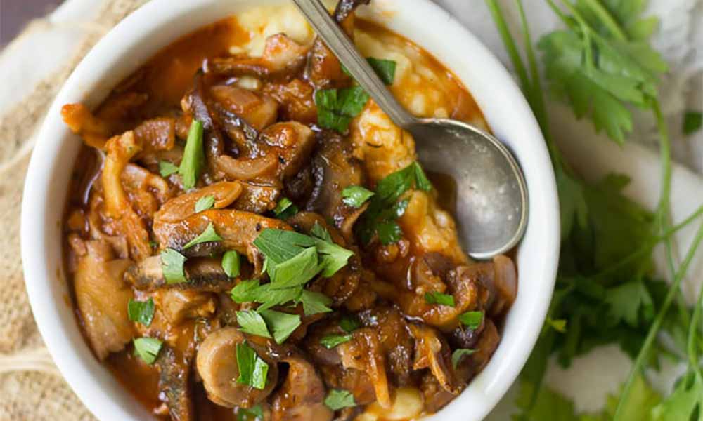 Wild mushroom ragú with creamy polenta (GF)